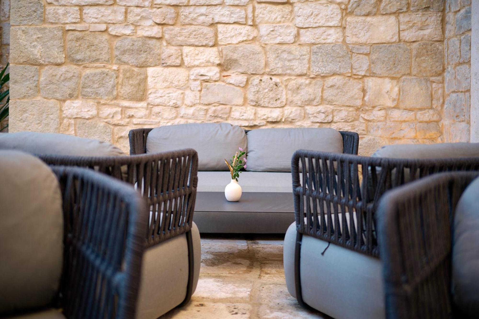 Central Heritage Hotel سبليت المظهر الخارجي الصورة